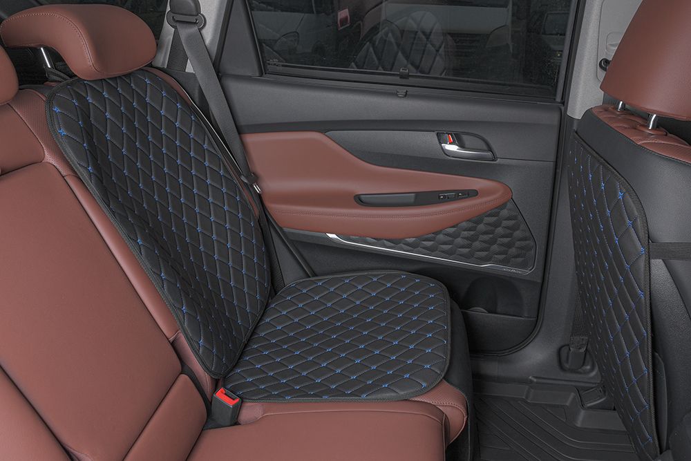 Накидки универсальные Rezkon экокожа, защита сидений от детских ножек и детского кресла, цвет Черный/Синий ромб. Артикул 8105011130