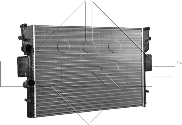 Радиатор охлаждения двигателя NRF для IVECO Daily IV 2006-2011. Артикул 58361