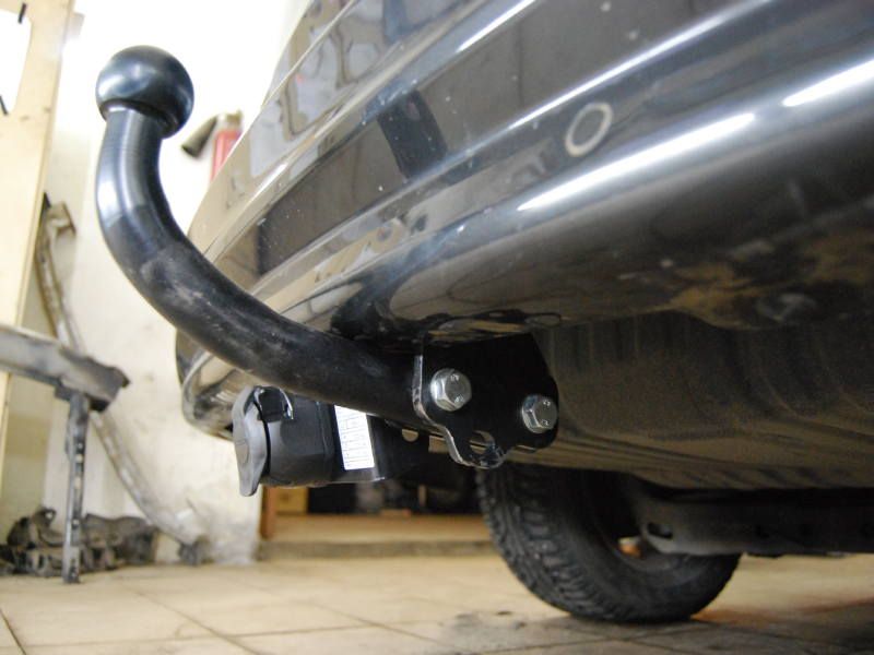 Фаркоп Imiola для Dodge Caravan V 2008-2026. Артикул CH.025