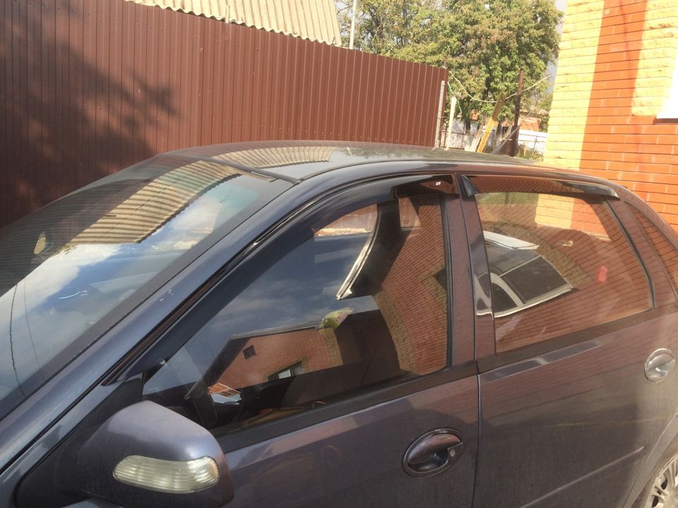 Дефлекторы Cobra Tuning для окон Lifan Breez 520,521 седан, хэтчбек 2006-2015. Артикул L30106