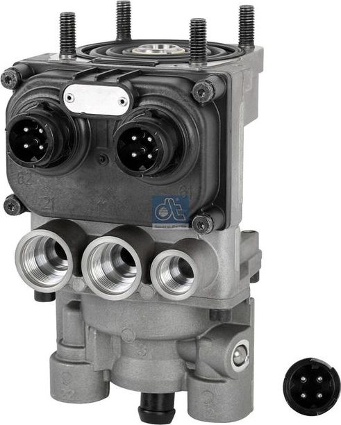Кран тормозной главный DT Spare Parts. Артикул 4.63220