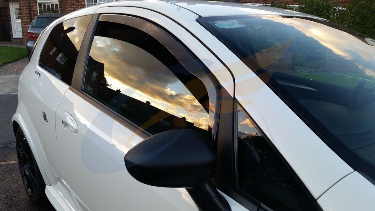 Дефлекторы Heko для окон Fiat Punto Grande 3-дв. 2006-2026. Артикул 15144