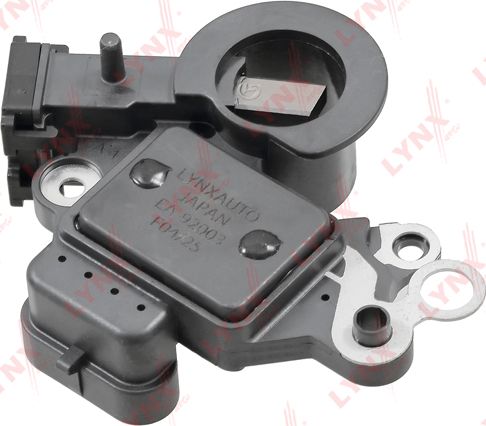 Реле-регулятор напряжения генератора LYNXauto. Артикул EA-92003