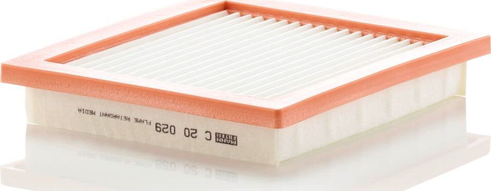 Воздушный фильтр Mann-Filter. Артикул C 20 029