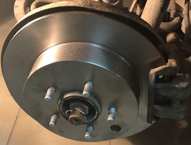 Тормозной диск Miles. Артикул K010064