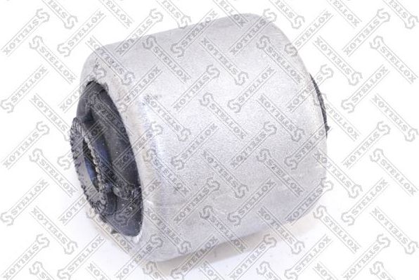 Сайлентблок переднего рычага подвески Stellox. Артикул 71-32166-SX