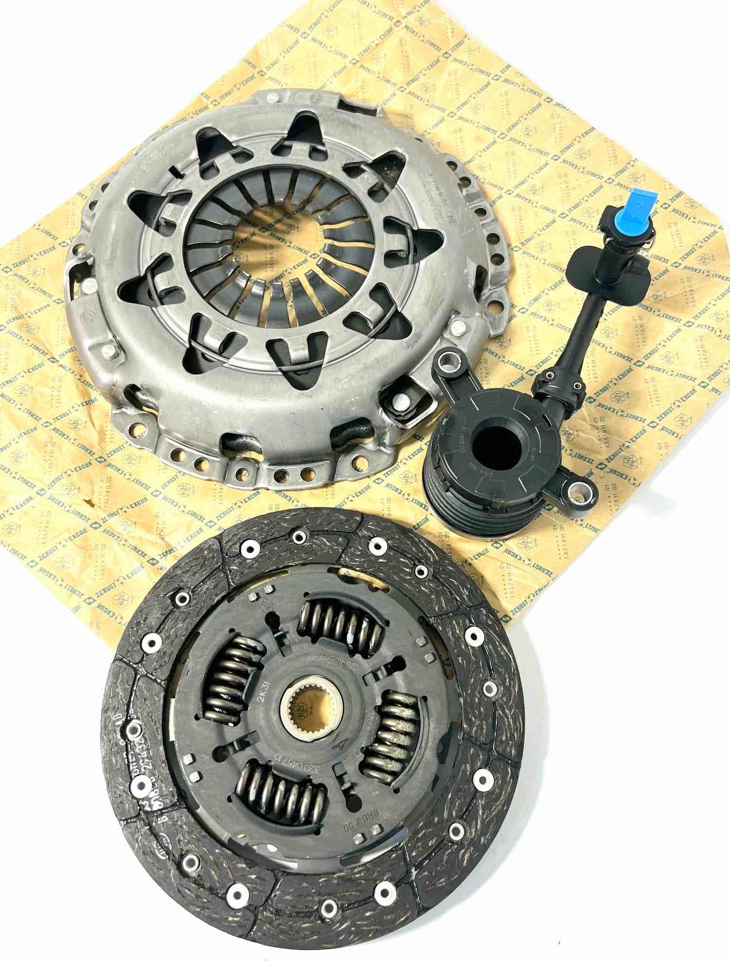 Сцепление (комплект) LuK RepSet Pro для Nissan Sentra VII (B17) 2014-2019. Артикул 622 3199 33