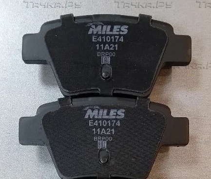 Тормозные колодки Miles (Low-Metallic) задние для Geely Emgrand 7 I 2009-2013. Артикул E410174