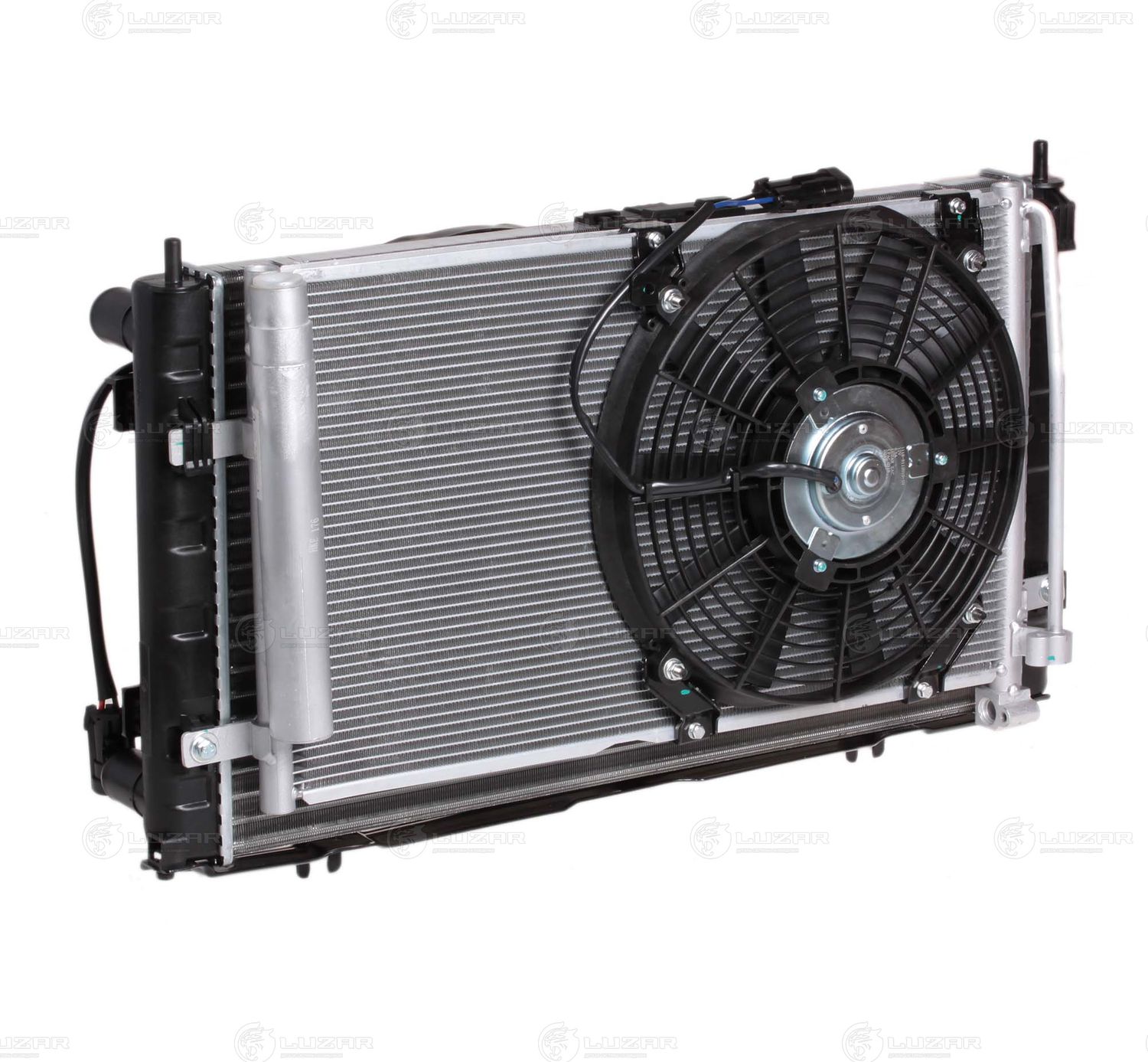 Радиатор охлаждения двигателя Luzar. Артикул LRK 01272
