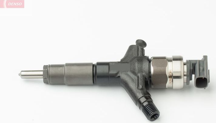 Форсунка топливная Denso. Артикул DCRI300250