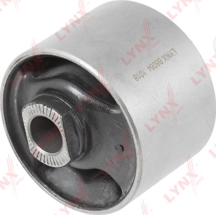 Сайлентблок переднего рычага подвески LYNXauto. Артикул B8064