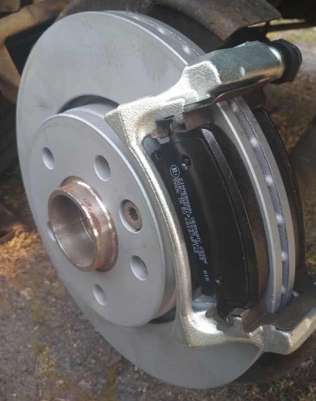 Тормозной диск Zimmermann Coat Z. Артикул 600.3232.20