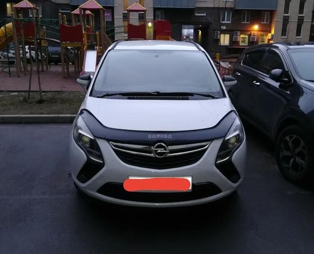 Дефлектор VT52 для капота Opel Zafira C 2012-2026. Артикул OP33VT