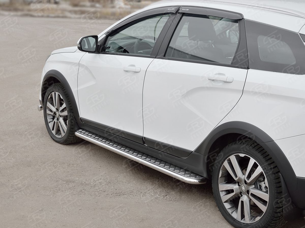 Защита порогов RusStal труба d42 с листом (лист алюм, проф. нерж) (Вариант 2) для Lada Vesta SW Cross 2017-2026. Артикул LVL-0028482