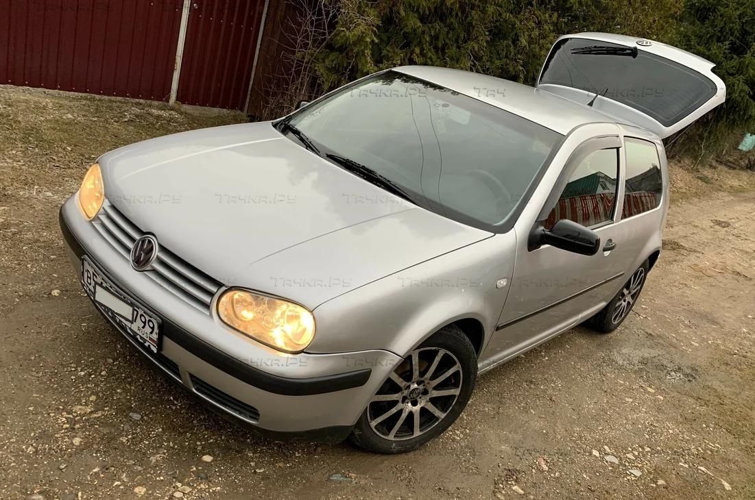 Дефлекторы Cobra Tuning для окон Volkswagen Golf IV 3-дв. xэтчбек 1997-2005. Артикул V20399