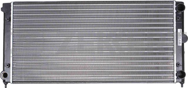 Радиатор охлаждения двигателя Zekkert для Volkswagen Passat B3 1988-1997. Артикул MK-1034