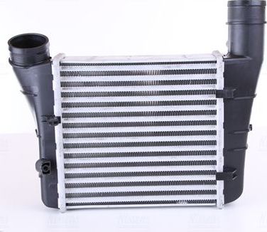 Интеркулер Nissens левый для Audi A4 III (B7) 2004-2009. Артикул 96549