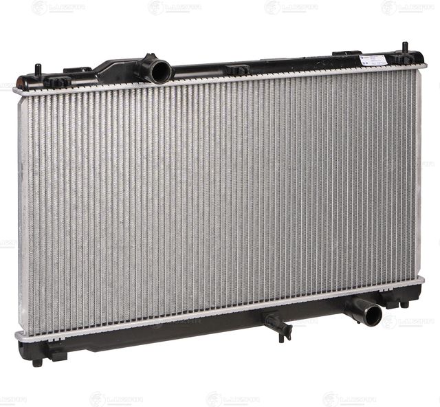 Радиатор охлаждения двигателя Luzar для Lexus IS II 2005-2013. Артикул LRc 1913