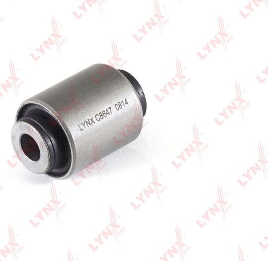 Сайлентблок переднего рычага подвески LYNXauto. Артикул C8647