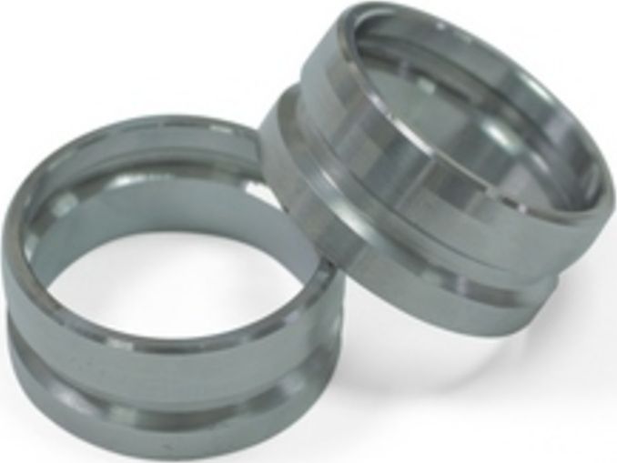 Втулки ИЖ-ТЕХНО распорные подшипников передней ступицы (к-т 2 шт.) для Chevrolet Niva 2002-2020. Артикул V-FS-SP-2