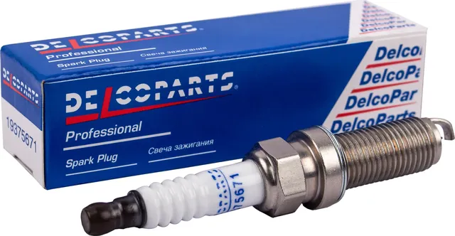 Свеча зажигания с платиновым электродом Nissan QASHQAI  TIIDA  NOTE  Toyota COROLLA  RAV4 (Delcoparts). Артикул 19375671