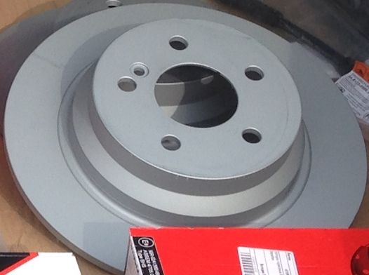 Тормозной диск Zimmermann Coat Z. Артикул 400.3621.20