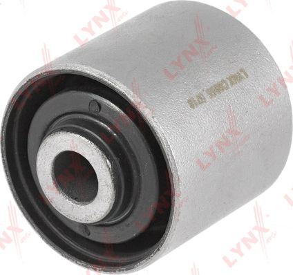 Сайлентблок переднего рычага подвески LYNXauto. Артикул C9955