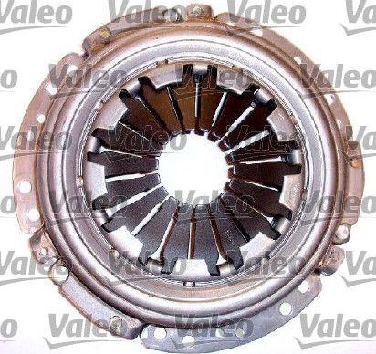 Сцепление (комплект) Valeo KIT3P. Артикул 821107