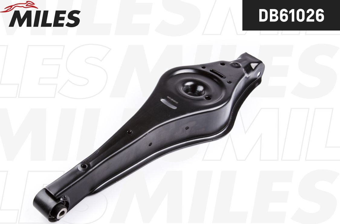 Поперечный рычаг задней подвески Miles (Листовая сталь). Артикул DB61026