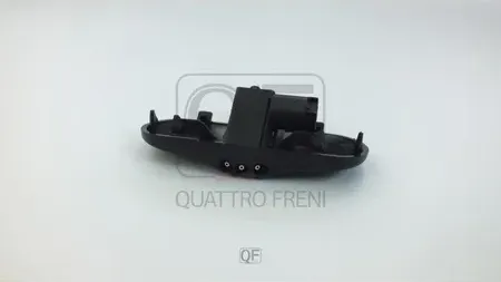 ФОРСУНКА ОМЫВАТЕЛЯ ВЕТРОВОГО СТЕКЛА RH (Quattro Freni). Артикул QF10N00485