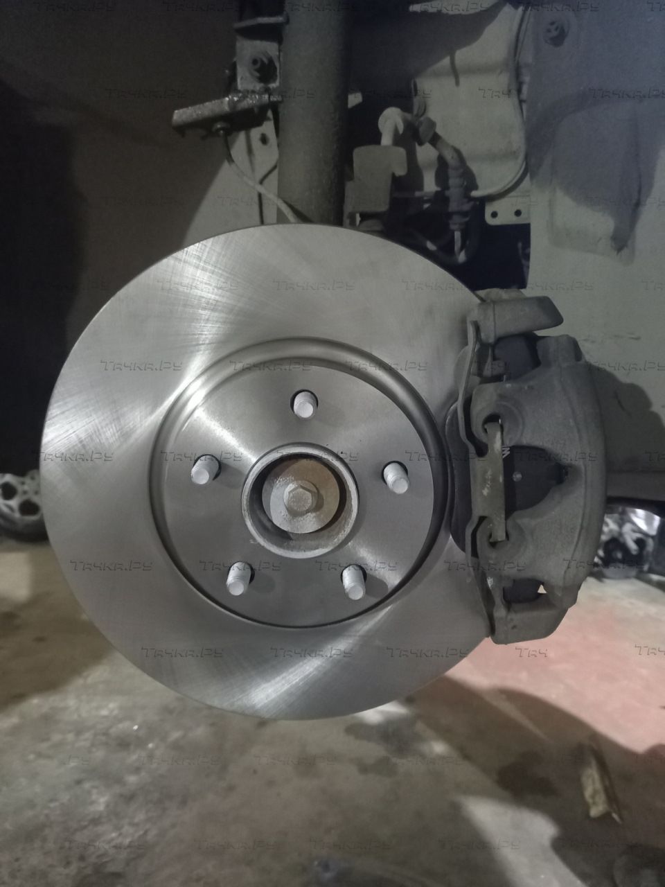 Тормозной диск Sangsin Hi-Q передний для Ford Mondeo IV 2007-2015. Артикул SD5304