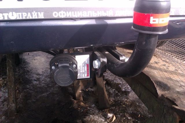 Фаркоп Oris (ранее Bosal) для Renault Clio II седан 1999-2008. Артикул 2731-A