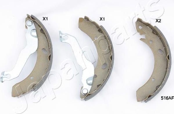 Тормозные колодки Japanparts. Артикул GF-516AF