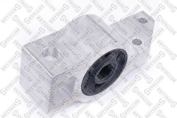 Сайлентблок переднего рычага подвески Stellox. Артикул 87-04485-SX