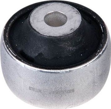 Сайлентблок переднего рычага подвески Stellox. Артикул 77-02083-SX
