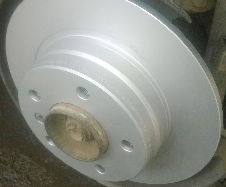 Тормозной диск Textar Pro. Артикул 92055703