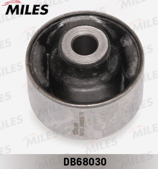 Сайлентблок переднего рычага подвески Miles. Артикул DB68030