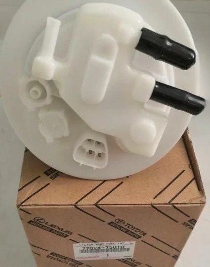Топливный фильтр Toyota. Артикул 7702475010