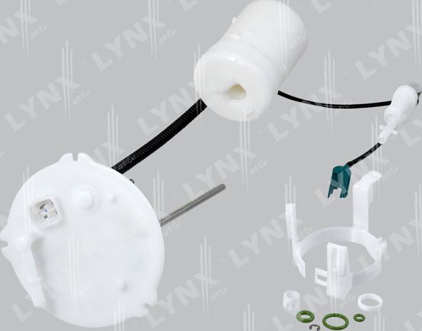 Топливный фильтр LYNXauto. Артикул LF-836M