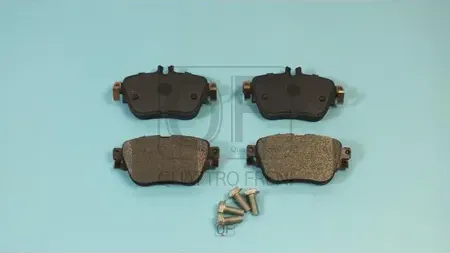 Колодки тормозные rr (Quattro Freni). Артикул qf21f00004