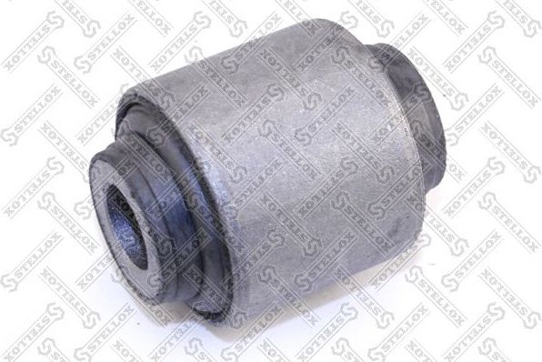 Сайлентблок переднего рычага подвески Stellox. Артикул 87-51078-SX