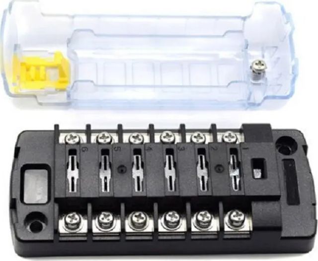 Держатель предохранителей РИФ 6 шт. с крышкой на защелке, индикация неисправности. Артикул RIF22-9-0292006