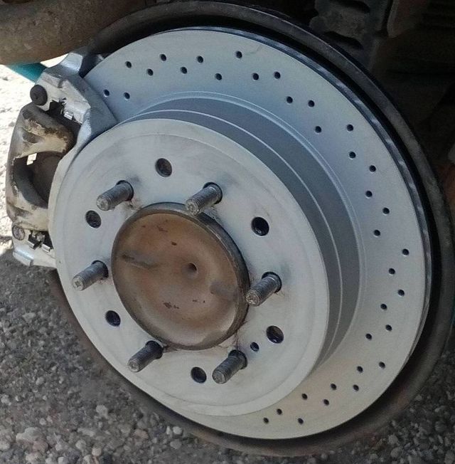 Тормозной диск Zimmermann Sport Coat Z задний для Lexus GX I 2001-2009. Артикул 590.2807.52