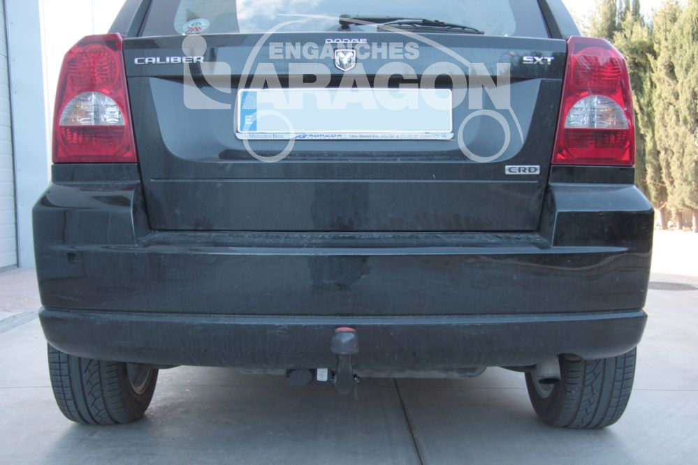 Фаркоп Aragon для Dodge Caliber 2006-2012. Артикул E1700AA