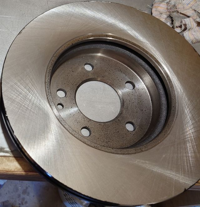 Тормозной диск Remsa передний для Chrysler Crossfire 2003-2008. Артикул 6556.10