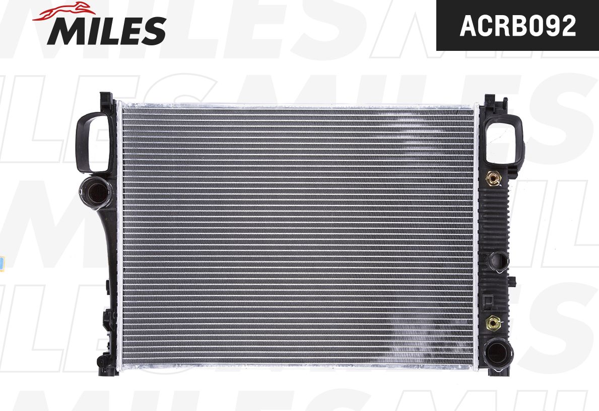 Радиатор охлаждения двигателя Miles (алюминий). Артикул ACRB092