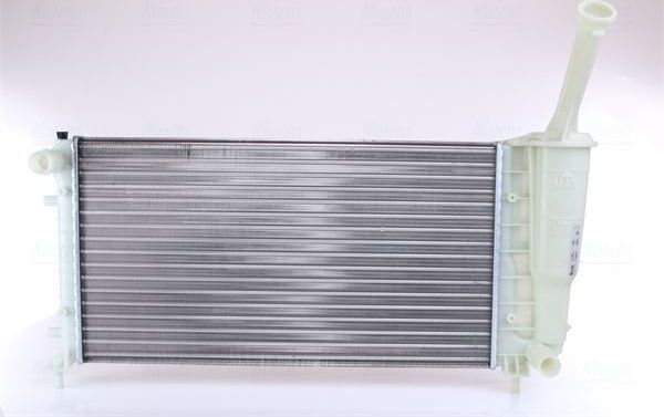Радиатор охлаждения двигателя Nissens для Fiat Idea 2004-2016. Артикул 61889