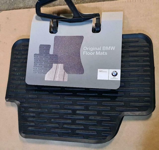 Коврики BMW (OEM) оригинальные 3D для салона BMW 1 E87 2004-2011 задние. Артикул 51470429185