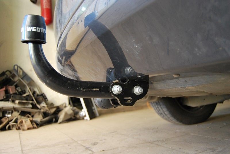 Фаркоп Westfalia для Skoda Octavia A5 седан, универсал (вкл. 4х4; RS) 2005-2013. Артикул 317104600001
