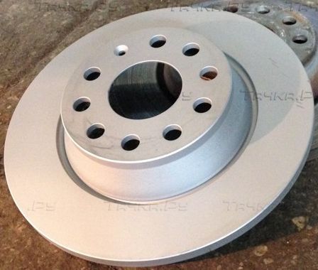 Тормозной диск Zimmermann Coat Z задний для Skoda Superb II 2008-2015. Артикул 100.3315.20